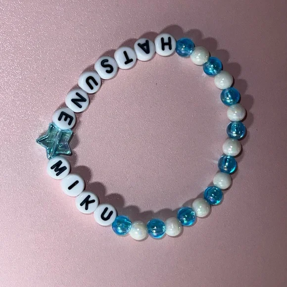 Hatsune Miku Themed Bracelet - Picture 2 of 4